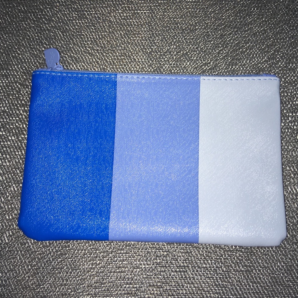 ⭐️ 3/$10 Ipsy Makeup bag
